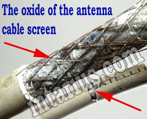 The-oxide-of-the-antenna-cable-screen
